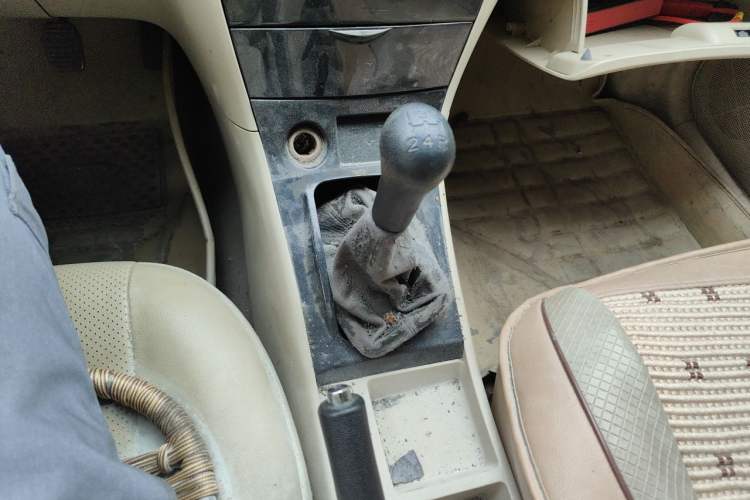 Used BYD F3 2013 Energy-Saving Edition 1.5L Manual Standard Model
