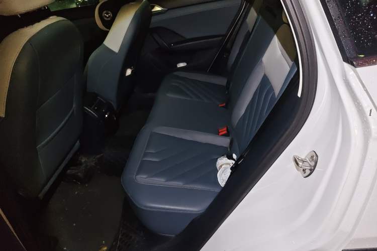 Used Volkswagen Tharu 2023 300TSI Two-Wheel-Drive Full Moon Edition Left Rear Seat