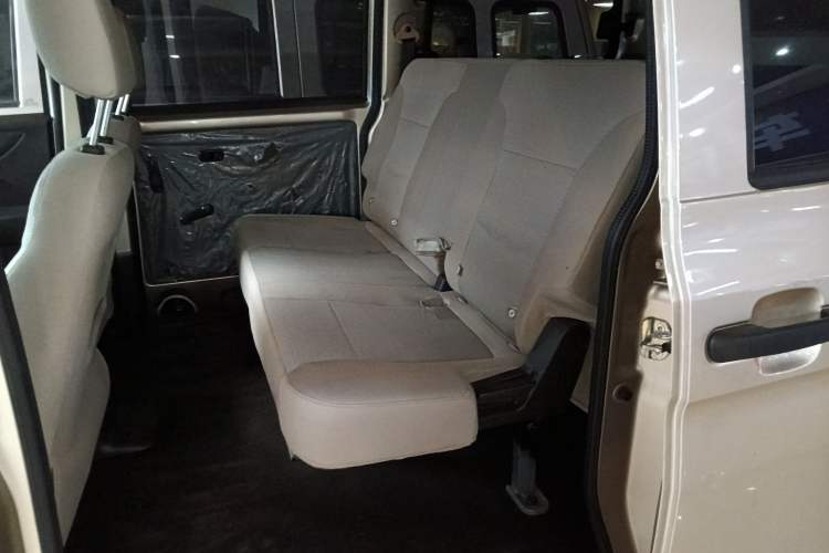 Used Wuling Hongguang V 2022 1.5L Jingqu Edition Electric-Assist LAR
