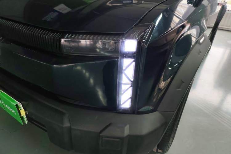 Used iCAR 03 2024 501km Two-Wheel Drive Long-Range Yuechao Edition
