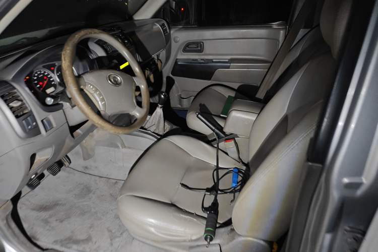 Used Great Wall Wingle 5 2011 2.2L Wealth Edition Two-Wheel Drive Big Double-Cab GW491QE