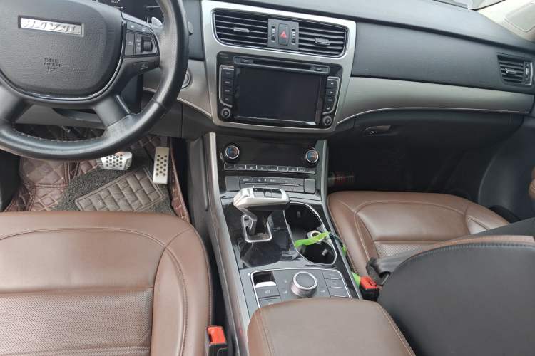 Used Haval H8 2017 2.0T Gasoline 4x4 Smart Enjoyment Version