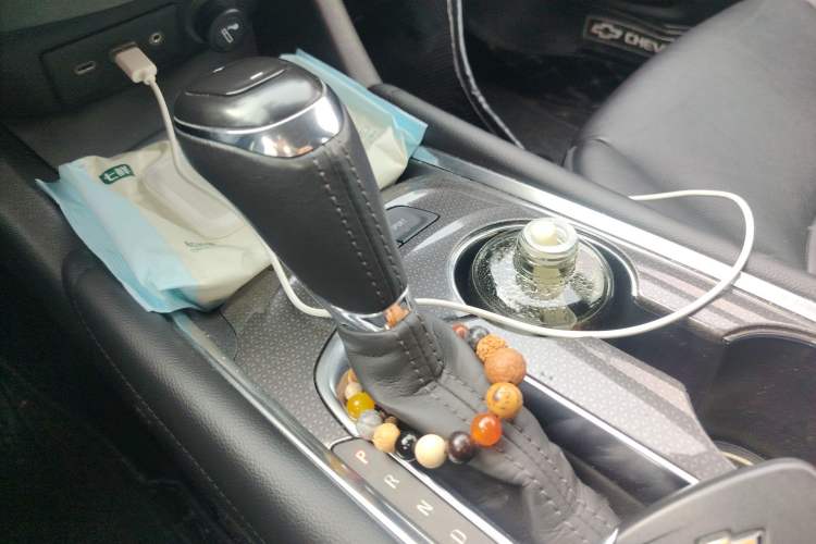 Used Chevrolet Malibu XL 2019 535T CVT Active Version Gear Lever