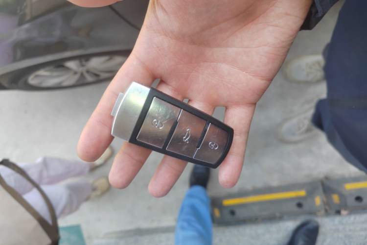 Used Volkswagen Magotan 2015 Facelift 1.8TSI Luxury Model
