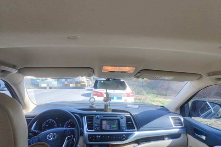 Used Toyota Highlander 2018 2.0T Four-Wheel Drive Elite Edition 7 Seats China VI Standard Headliner