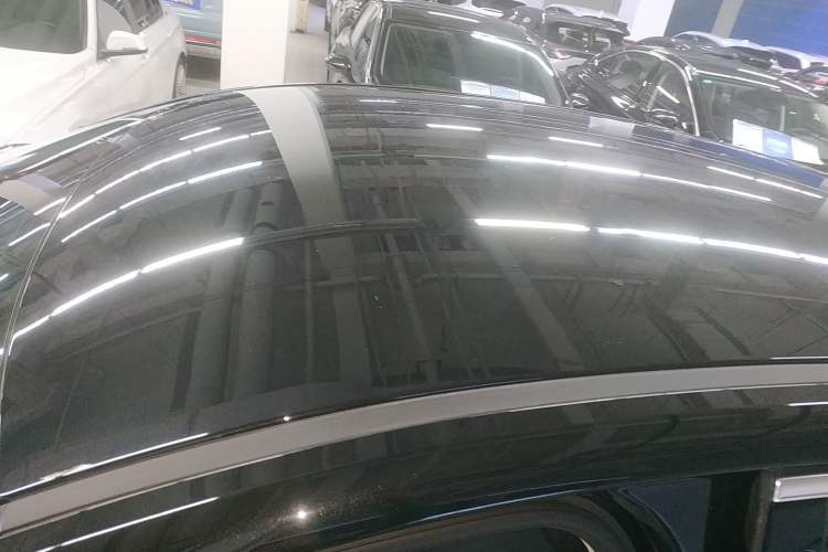 Used Hongqi E-QM5 2024 450km Range Commuter Version
