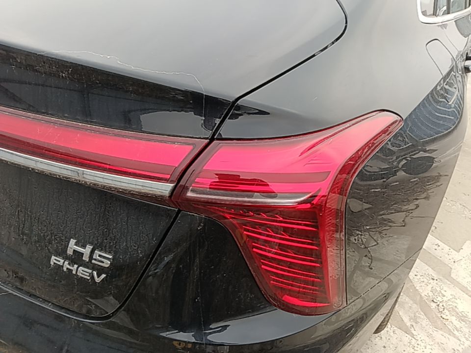 Hongqi H5 PHEV 2025 130 Super Hybrid Version — снимка 9