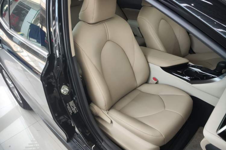 Used Toyota Camry 2019 2.0E Elite Edition China VI Standard Right Front Seat