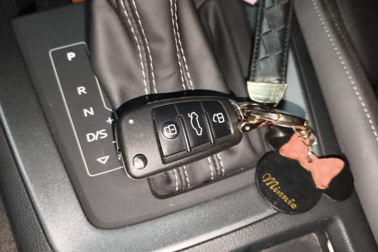 Used Audi Q3 2020 45 TFSI quattro Fashion Dynamic Model Interior 1