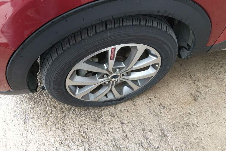 Used Haval H2s 2017 Red-Label 1.5T Dual-Clutch Luxury Model