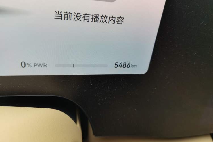 Used Hima AITO M8 2025 Extended-Range Max Version 37 kWh 5-Seater Odometer Close Up