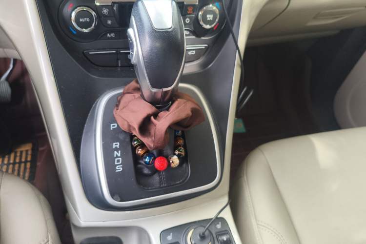 Used Ford Kuga 2013 2.0L GTDi Four-Wheel-Drive Elite Model
