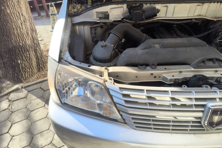 Used Jinbei Express 2017 2.0L Standard Version V19