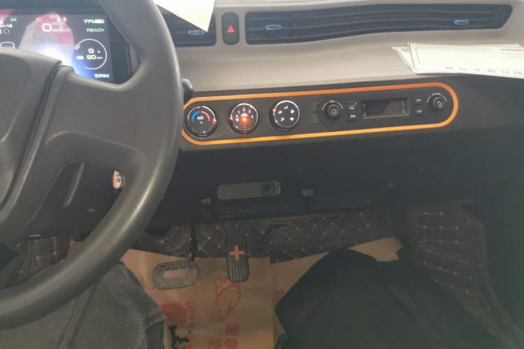 Used Wuling Hongguang MINIEV 2022 Zizai Version Lithium Iron Phosphate
