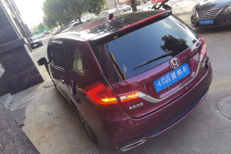 Used Honda Jade 2017 210TURBO CVT Fashion Edition 5-seater