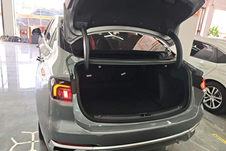 Used Ford Mondeo 2023 EcoBoost 245 Ultimate Model
