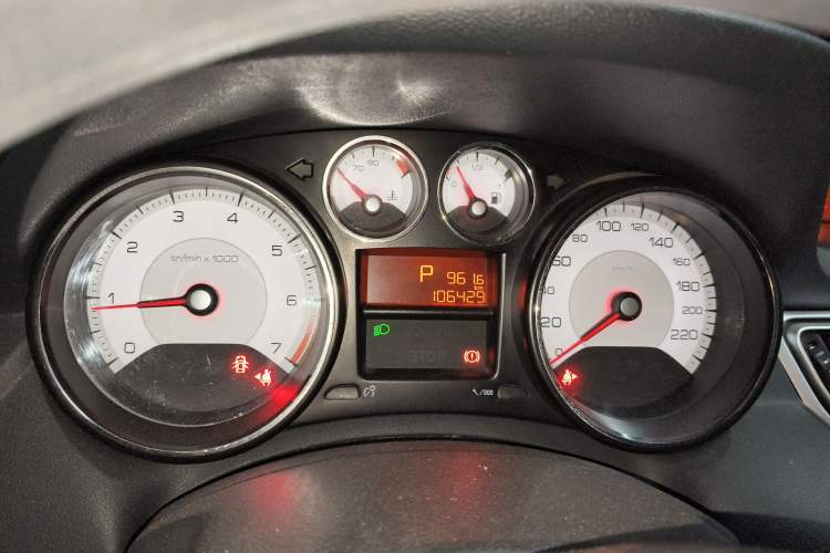 Used Peugeot 308 2014 Enjoy Edition Classic 1.6L Automatic Premium Model Instrument Cluster