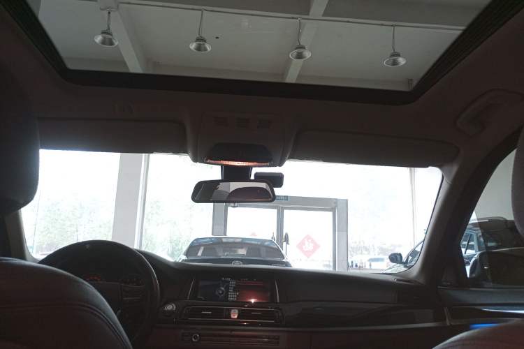 Used BMW 5 Series 2014 520Li Elegant Model