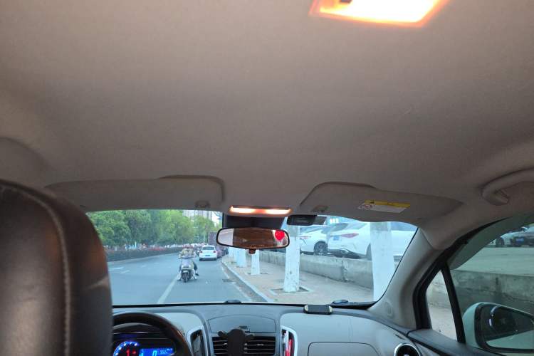 Used Chevrolet Trax 2014 1.4T Manual Two-Wheel Drive Comfort Model