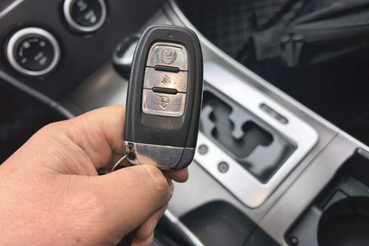 Used Mazda Mazda 6 2013 2.0L Automatic Ultra-Luxury Model