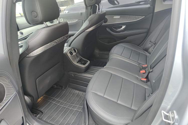 Used Mercedes-Benz E-Class 2021 Restyled E 300 L Sport Luxury Edition Left Rear Seat