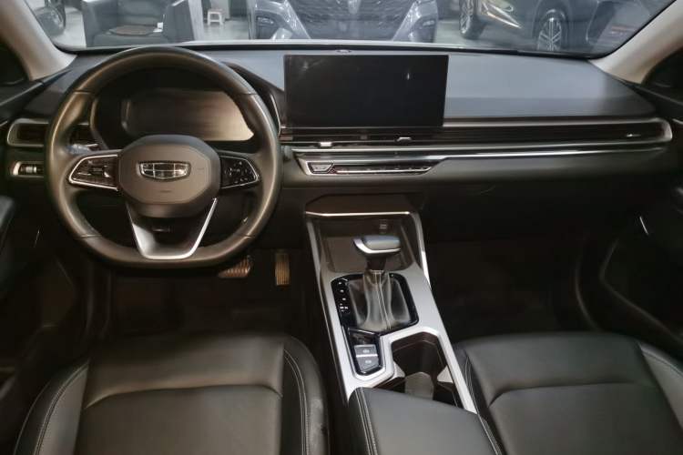 Used Geely Auto Emgrand 2023 4th Generation Champion Edition 1.5L CVT Luxury Model
