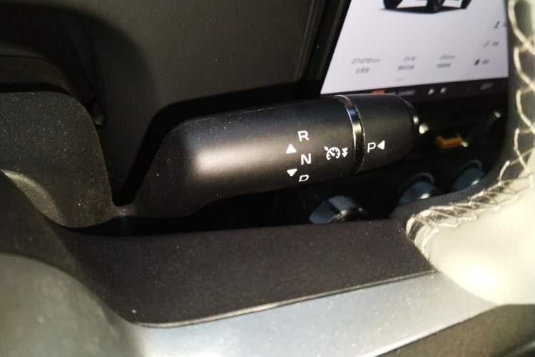 Used iCAR V23 2025 501 Four-Wheel Drive Intelligent Driving Version Gear Lever