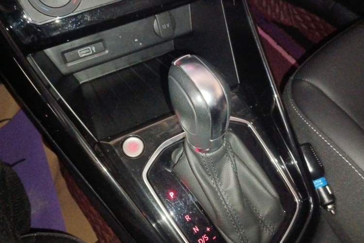 Used Jetta VS5 2022 280TSI Automatic Enjoyment Pro Trim
