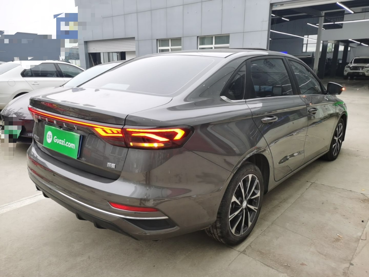 Geely Auto Emgrand 2025 4th Generation 1.5L CVT Luxury Version — снимка 6