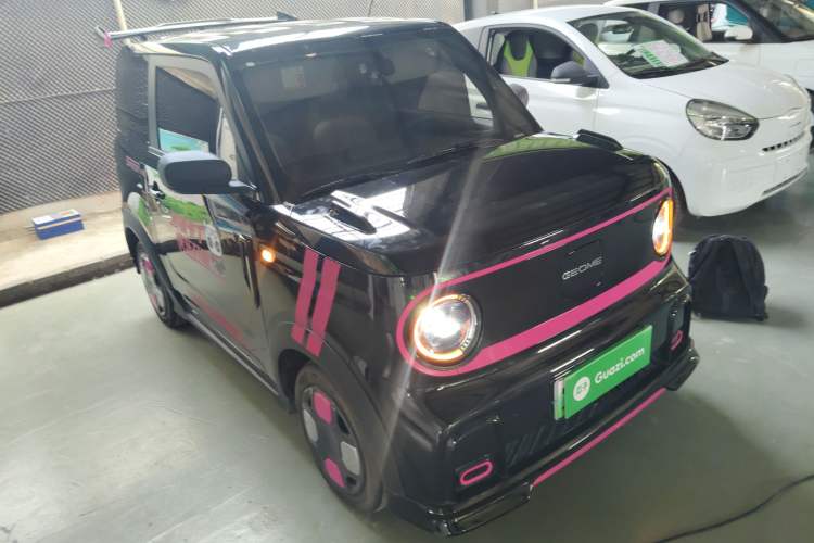 Used Geely Galaxy Panda 2025 210km Panda Kart Exterior 1