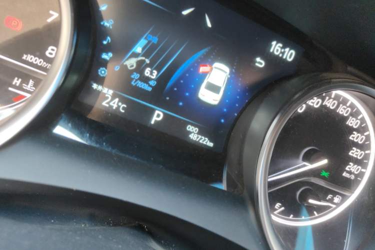 Used Toyota Camry 2021 2.0G Luxury Edition
