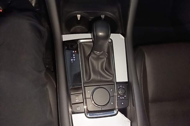 Used Mazda 3 Axela 2023 2.0L Automatic ZhiZhen Edition
