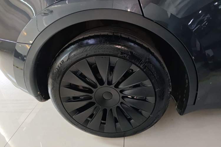 Used Tesla Model Y 2024 Rear-Wheel-Drive Version