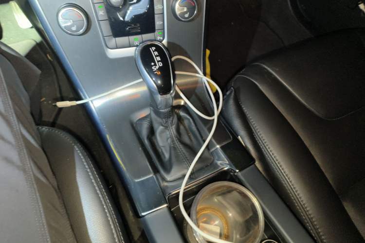 Used Volvo XC60 2014 Facelift T5 Zhiyi Edition
