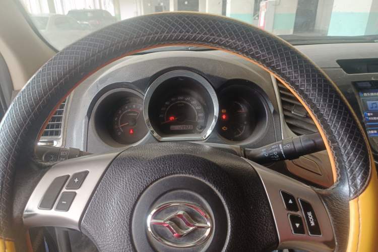 Used Huanghai Jiaolong 2015 2.8T Four-Wheel Drive Diesel Sport Edition JE493ZLQ4CB