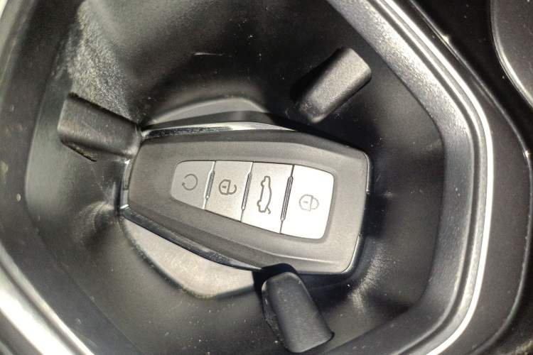 Used Geely Auto FX11 2023 1.5TD DCT Luxury Version
