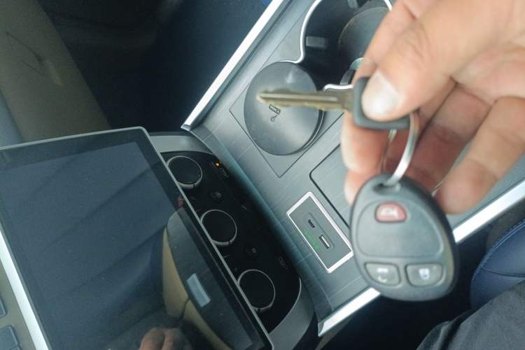 Used Buick GL8 2013 2.4L Comfort Edition
