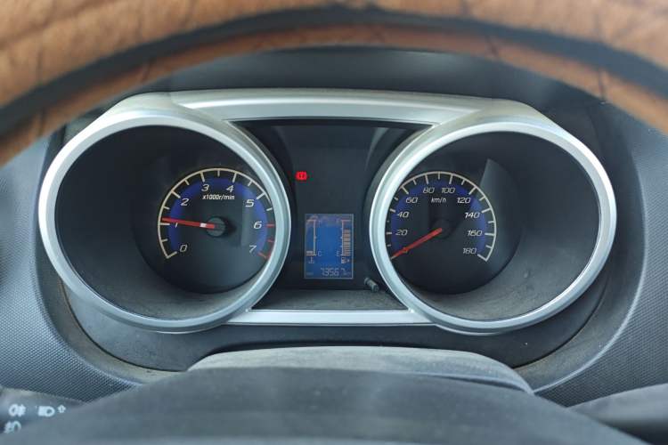 Used CHANGAN KAICHENG Ounuo S 2013 1.5L Elite Model
