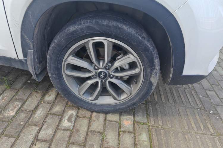 Used Hyundai ix35 2019 1.4T DCT Two-Wheel Drive Smart & Enjoyable Version China VI Standard
