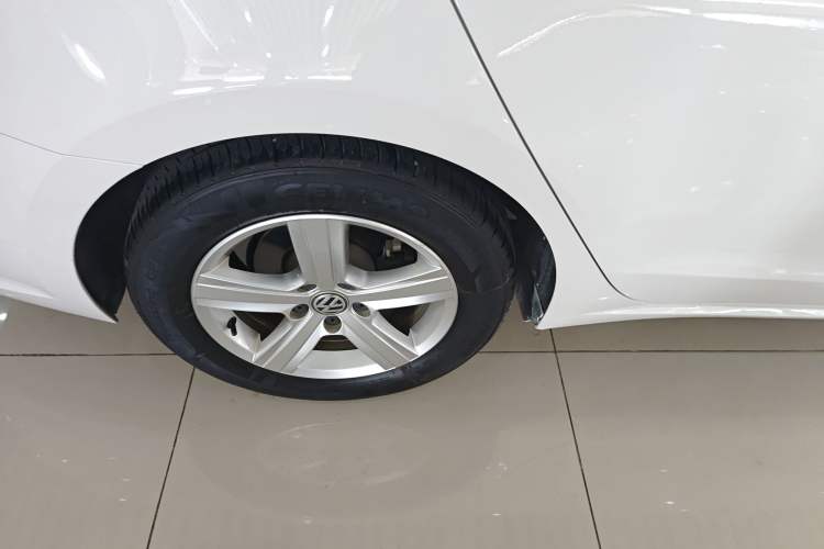 Used Volkswagen Lamando 2017 230TSI DSG Fashion Edition
