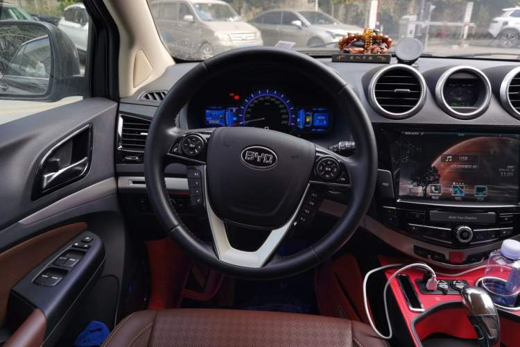 Used BYD S7 2015 2.0T Upgraded Automatic Luxury Version