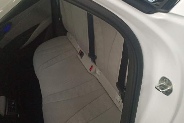 Used BYD Seal 06 DM-i Touring 2025 DM-i Touring High-End Model Left Rear Seat