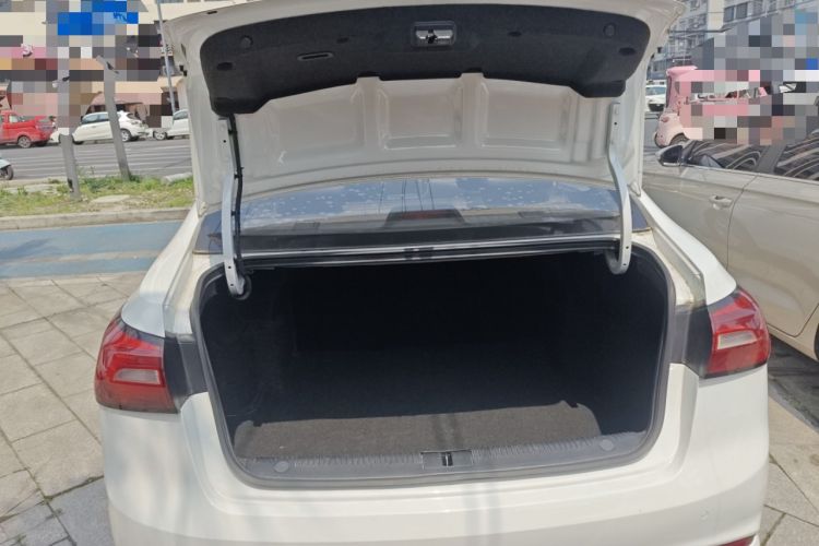 Used Roewe 360 2018 PLUS 1.5L Automatic Luxury Edition
