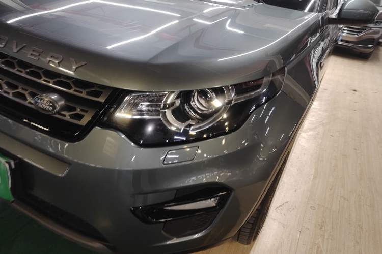 Used Land Rover Discovery Sport 2016 2.0T SE Left Front Headlight