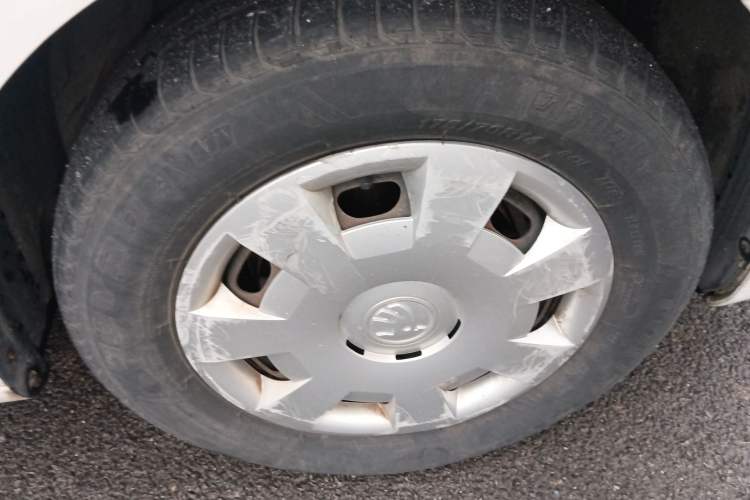 Used Skoda Rapid 2015 1.6L Manual Le Xuan Model