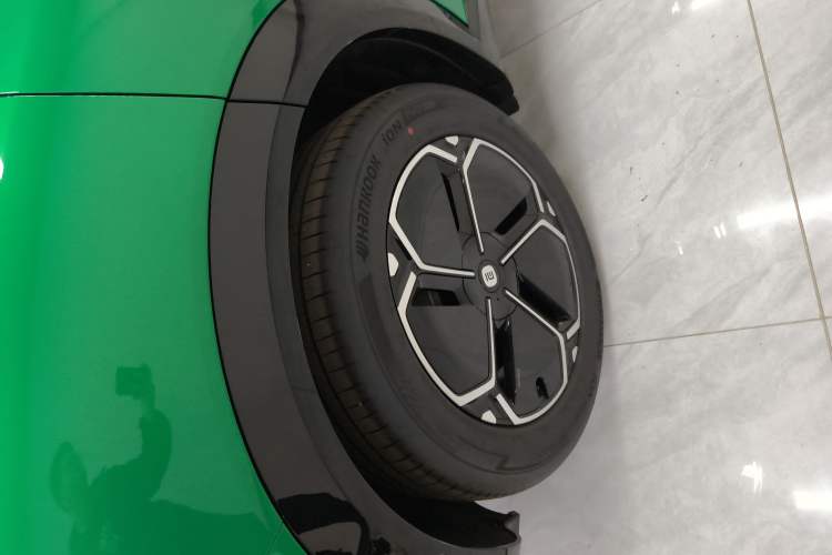 Used Xiaomi Auto YU7 2025 Ultra-Long Range Rear-Wheel Drive Version
