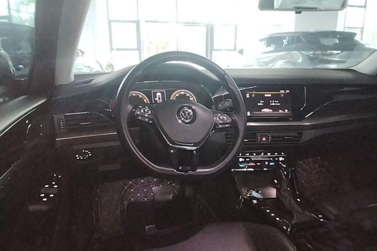Used Volkswagen Passat 2020 330TSI Elite Edition China VI
