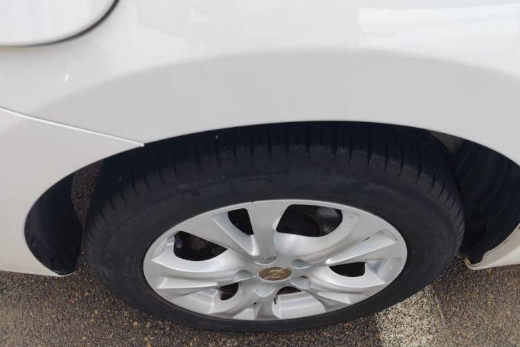 Used Haima Fumei 2014 M5 1.6L Manual Elite Model
