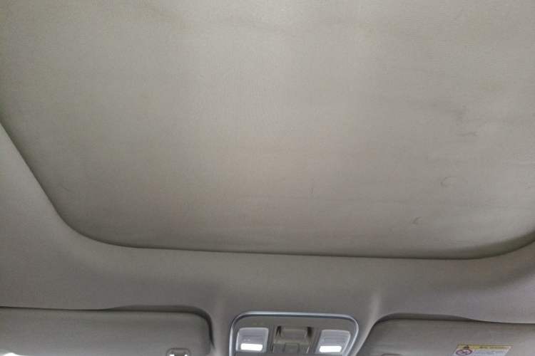 Used Geely Auto Emgrand X7 Sport 2016 1.8TD Automatic Smart Connectivity Version Headliner