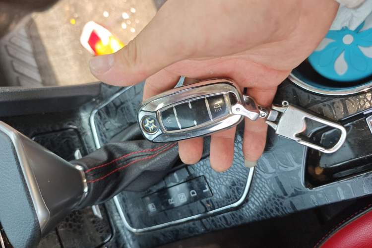 Used Venucia D60 2019 1.6L XL CVT Smart Connect Elite Edition